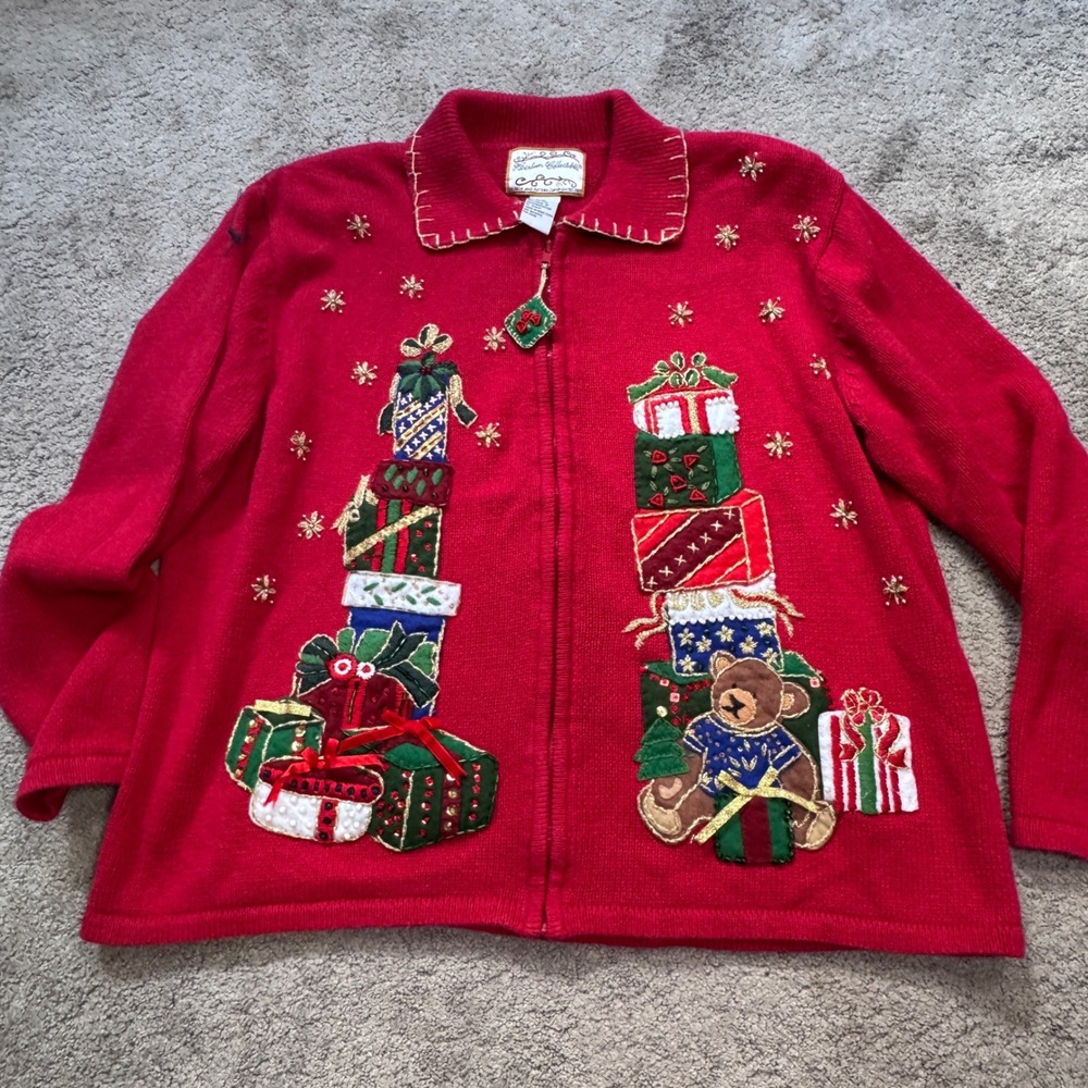 Vintage Heirloom Collectibles Women's Large Christmas Sweater Presents Bears